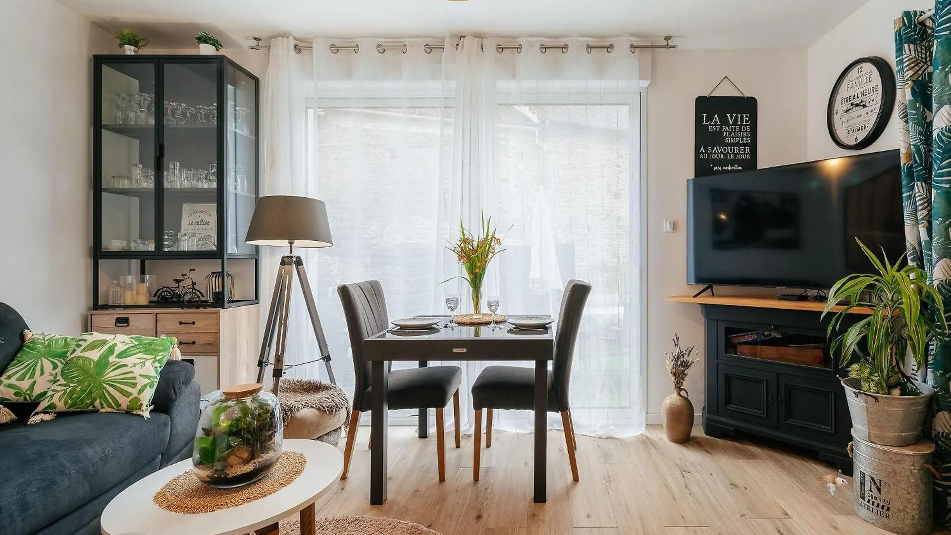Chambre Aspect Loft Baguer-Pican